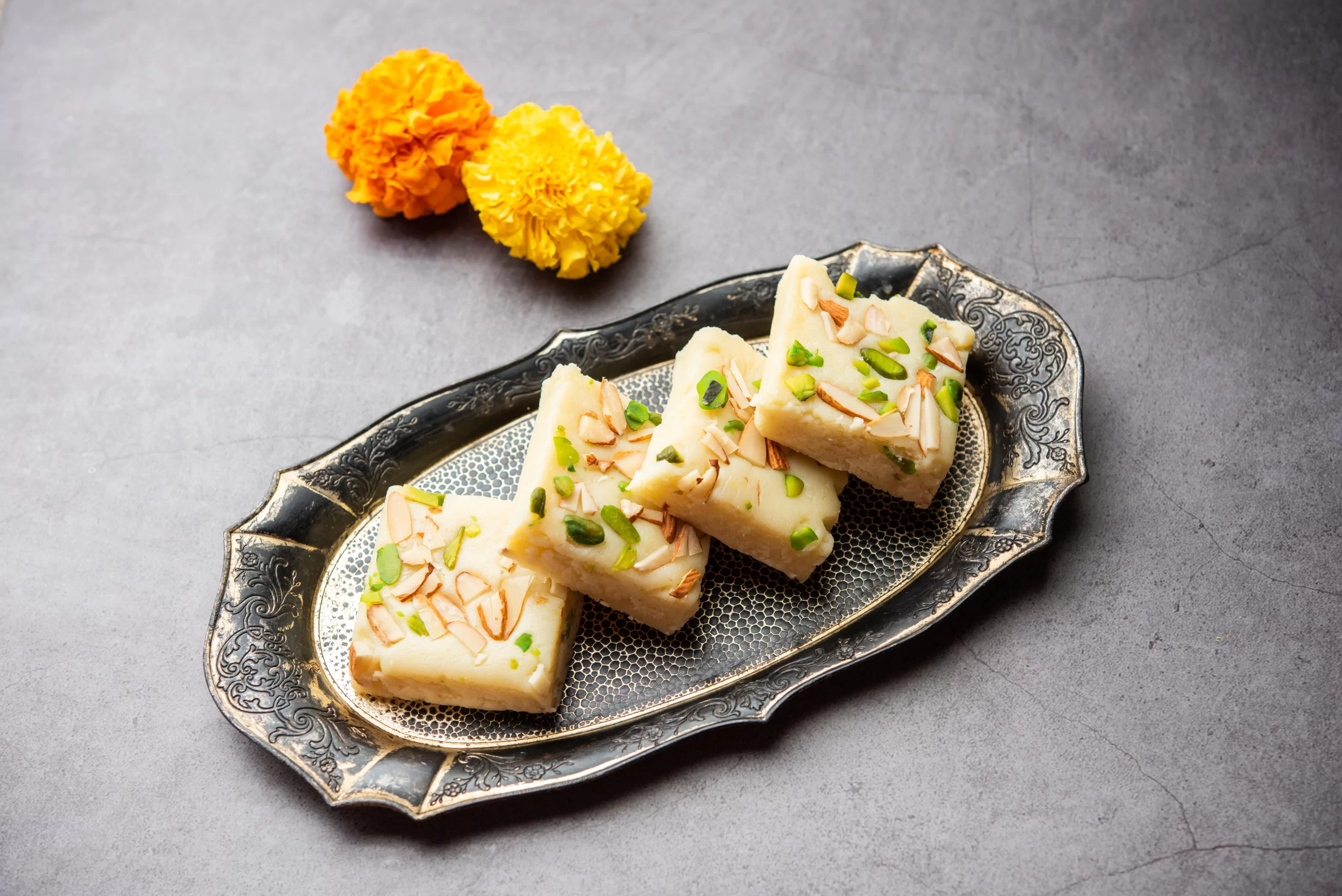 milk-powder-barfi-also-known-as-mava-burfi-white-khoya-burfi-barfee-indian-sweet-food-min